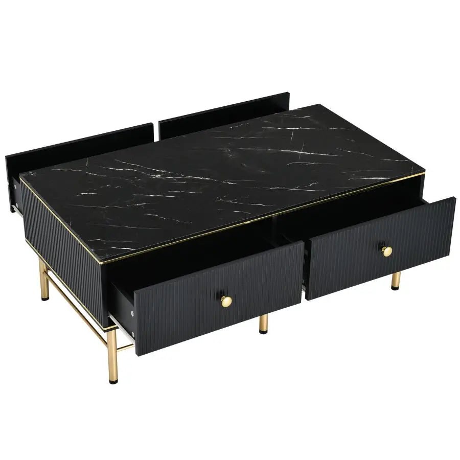 Table basse Noctis en marbre noir et doré